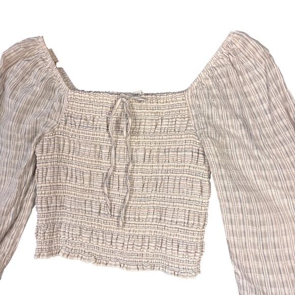 American Eagle Smocked Lg Sleeve Peasant Crop Top in Cream – Women’s Sz XS - Picture 3 of 12